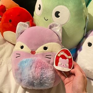 Squishmallow “Fay” the Fox Valentine 8”